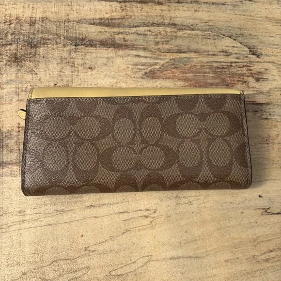 Coach wallet - Picture 2 of 7
